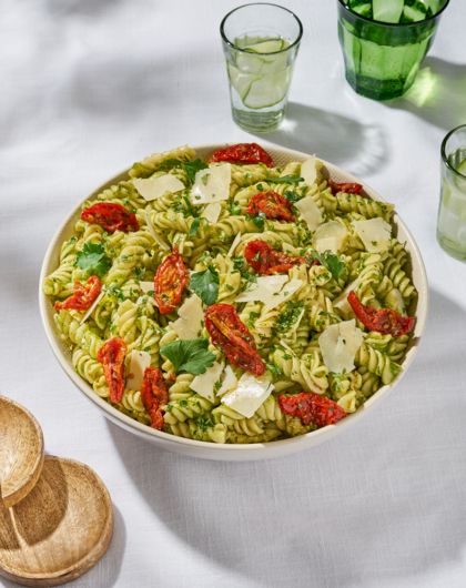 Image de SALADE DE FUSILLI AU PESTO VERT