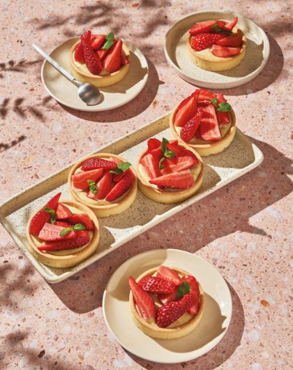 Image de TARTELETTES PISTACHE ET FRAISES